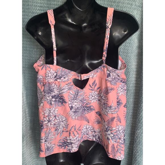 Motherhood Maternity Tankini Top, XL Pink and Blue Pre-Loved - Picture 5 of 6